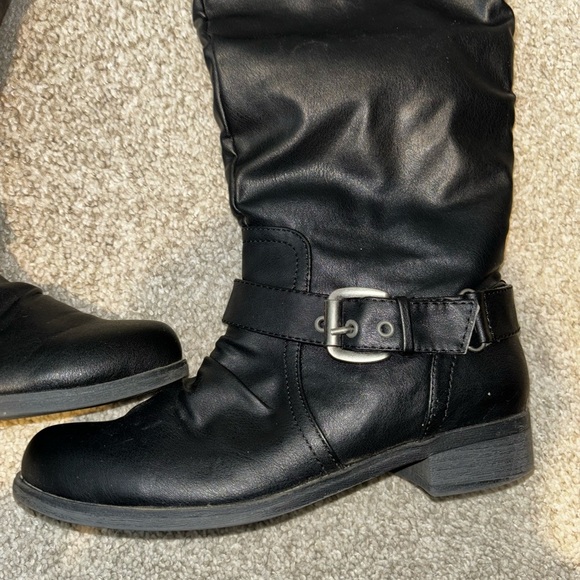 XOXO Riding Boots - Picture 5 of 12